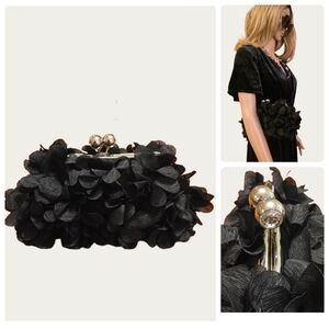 PROM Black 3D FLORAL Petals Evening Clutch EUC, No Chain